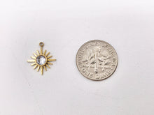 Cargar imagen en el visor de la galería, Adorable CZ Pave Starburst Charms in 18K Gold plated Stainless Steel 10 PCS