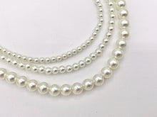 Cargar imagen en el visor de la galería, Delicate Dainty Minimalist Pearl Finished Necklace with Gold Plated Copper Clasps 1 PC