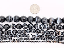 Cargar imagen en el visor de la galería, Grado AAA Sardonyx negro con rayas blancas ágata redonda brillante pulida facetada cuentas de piedra natural 3 mm 4 mm 6 mm 8 mm 10 mm 12 mm alrededor de 14-15"