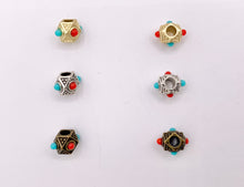 Cargar imagen en el visor de la galería, 6x9mm Pewter Cube Faceted Spacer Beads with Red & Blue Beads Tiny Nugget Space Beads for Jewelry Making Antique Gold, Silver, Bronze