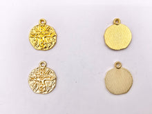 Load image into Gallery viewer, 16mm Pewter Compass Charms Cute Carved Coin Pendants in Matte Gold, Gold, Silver, Bronze and Blue Patina Color