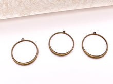 Load image into Gallery viewer, 34mm Pewter Circle Pendants Bulk Order in Light Gold, Gold, Matte Gold, Silver, Brass, Gunmetal and Copper