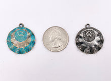 Cargar imagen en el visor de la galería, 26mm Pewter Wavy Hammered Coin Charms Cute Swirl Coin Pendants in Light Gold, Gold, Silver, Bronze, Gunmetal and Blue Patina Color