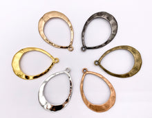 Cargar imagen en el visor de la galería, 34x50mm Pewter Large Center Cut Out Teardrop Pendants in Gold, Silver, Bronze, Copper and Gunmetal Color