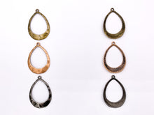 Cargar imagen en el visor de la galería, 34x50mm Pewter Large Center Cut Out Teardrop Pendants in Gold, Silver, Bronze, Copper and Gunmetal Color