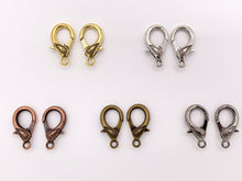 Cargar imagen en el visor de la galería, Cierres de garra de langosta grandes antiguos de peltre de 16x30 mm, pedido a granel en oro, plata, cobre, latón y bronce de cañón, 18 piezas