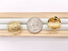 Cargar imagen en el visor de la galería, Textured Puffy Square Earring Findings Component with Loop in 18K Gold plated Copper 4 PAIRS