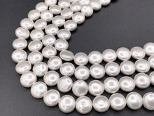 Cargar imagen en el visor de la galería, 12mm White Shell Pearl Coin Beads Around 15" (1 Strand)