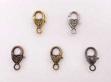 Cargar imagen en el visor de la galería, Cierres de garra de langosta de corazón antiguo de peltre de 14x25 mm / 1 pulgada de largo Pedido a granel en oro, plata, cobre, latón y bronce 20 PCS
