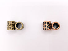 Cargar imagen en el visor de la galería, 9x10mm Tubo martillado de peltre Agujero grande Barril Espaciador Cuentas Oro, Oro claro, Plata, Bronce, Cobre y Gunmetal Pedido a granel 125 gramos