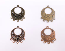 Cargar imagen en el visor de la galería, 27x32mm Pewter Filigree Circle Connector Pendants Earring Component in Gold, Silver, Brass and Copper Color 125g