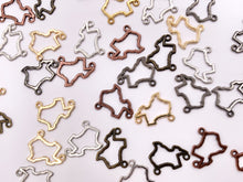 Cargar imagen en el visor de la galería, 12x14mm Pewter Cute Tiny Hollow Texas State Charm in Gold, Silver, Brass, Copper and Gunmetal 80 PCS