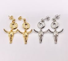 Cargar imagen en el visor de la galería, 1.5" Long Horn Steer Head Dangle Earrings Stud in 18K Gold/Silver Plated Copper 3 PAIRS