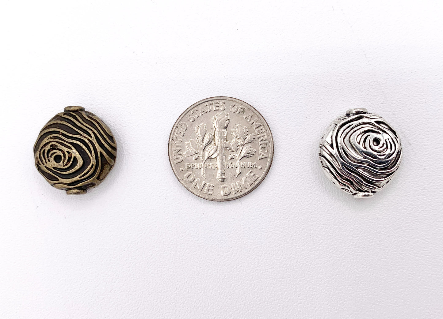 Cuentas espaciadoras en espiral de moneda en forma de remolino de peltre de 13x14 mm, oro rosado, plata, bronce, bronce y pátina