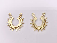 Load image into Gallery viewer, Matte Gold Pewter Cute Sunburst Circle Charms/Connectors 16 PCS