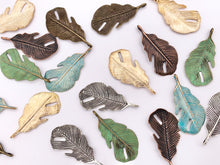 Cargar imagen en el visor de la galería, 22x43mm Pewter Curved Leaf Pendants Bulk Order in Rosy Gold, Silver, Brass, Copper and Patina