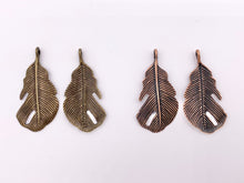 Cargar imagen en el visor de la galería, 22x43mm Pewter Curved Leaf Pendants Bulk Order in Rosy Gold, Silver, Brass, Copper and Patina