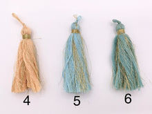 Cargar imagen en el visor de la galería, Borla de seda de 3,5 pulgadas Hermosa borla hecha a mano Mala Borla en crema, gris, rosa, melocotón, azul, verde