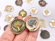 Cargar imagen en el visor de la galería, 20x24mm Pewter Tree of Life Coin Charms One Sided 2 Tone Coin Pendant in Gold, Matte Silver, Silver, Brass, Gunmetal