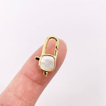 Load image into Gallery viewer, 18mm Minimalist Shell Lobster Clasp in 18K Gold Plated Copper Clasp Component for Jewelry 8 PCS