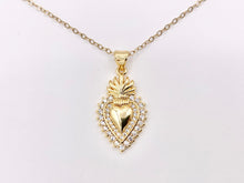 Cargar imagen en el visor de la galería, Rhinestone Heart Charm Pendants in CZ Pave 18K Gold Plated Copper 6 PCS