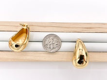 Cargar imagen en el visor de la galería, Stainless Steel Drop Puffy Earrings in 18K Gold or Silver Plated Stainless Steel