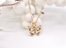 Cargar imagen en el visor de la galería, Enamel & CZ Pave Butterfly Pendant Charm in Real Gold 18K Plated Over Copper 10 PCS