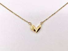 Cargar imagen en el visor de la galería, Delicate Heart Necklace Gold Plated Stainless Steel Dainty Flexible Minimalist Finished Necklace 16" with Extension Link 1PC