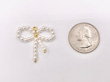 Cargar imagen en el visor de la galería, Cute Pearl Beaded Bowtie Pendant in 18K Gold Plated Over Copper 6PCS