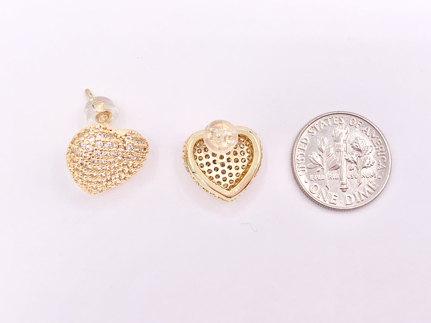 Pendientes llamativos en forma de corazón con pavé de circonita cúbica de diamantes de imitación diseñados en oro de 18 quilates o cobre chapado en plata, 3 pares