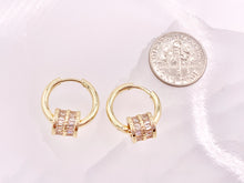 Cargar imagen en el visor de la galería, Preciosas cuentas de barril de circonita cúbica que marcan tendencia, pendientes colgantes con cuentas de agujero grande, Huggies en cobre chapado en oro/plata de 18 quilates, 3 pares