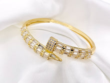 Load image into Gallery viewer, Beautiful Bypass Nail Spike Bracelets in Real Gold 18K Plated Copper Fancy Push Open Snap Bracelets 1 pc