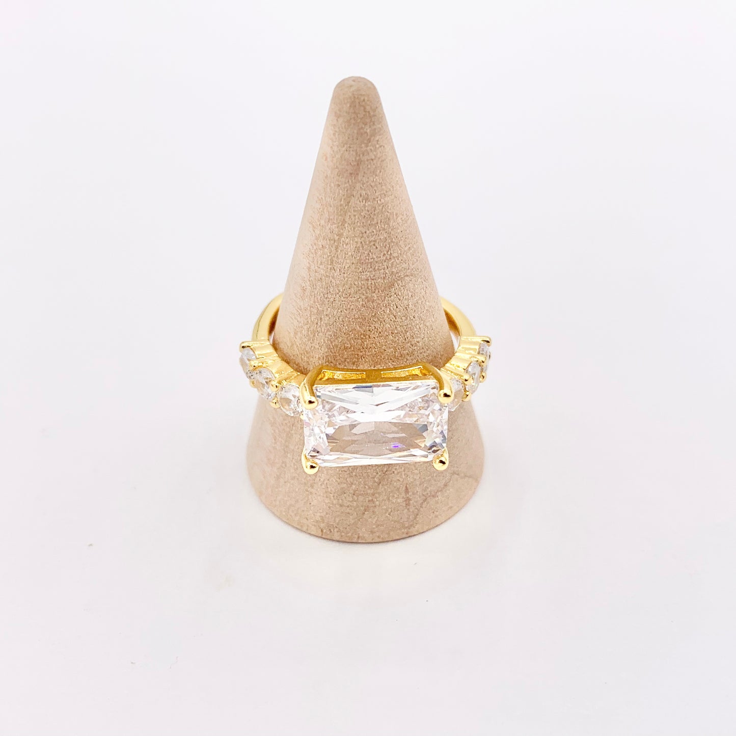 Emerald Cut Cubic Zirconia Rectangle Rings in 18K Gold or Silver Plated Copper 4pcs