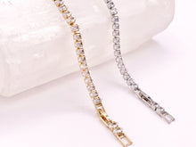 Cargar imagen en el visor de la galería, Delicada pulsera ajustable de tenis con cadena de copa de diamantes de imitación de tenis de lujo minimalista chapada en oro de 18 quilates y plata, 3 uds.