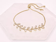 Cargar imagen en el visor de la galería, Estilo de rama de olivo con circonita cúbica pavimentada, cadena de caja con diamantes de imitación, delicadas pulseras ajustables deslizantes en cobre chapado en oro de 18 quilates, 3 piezas
