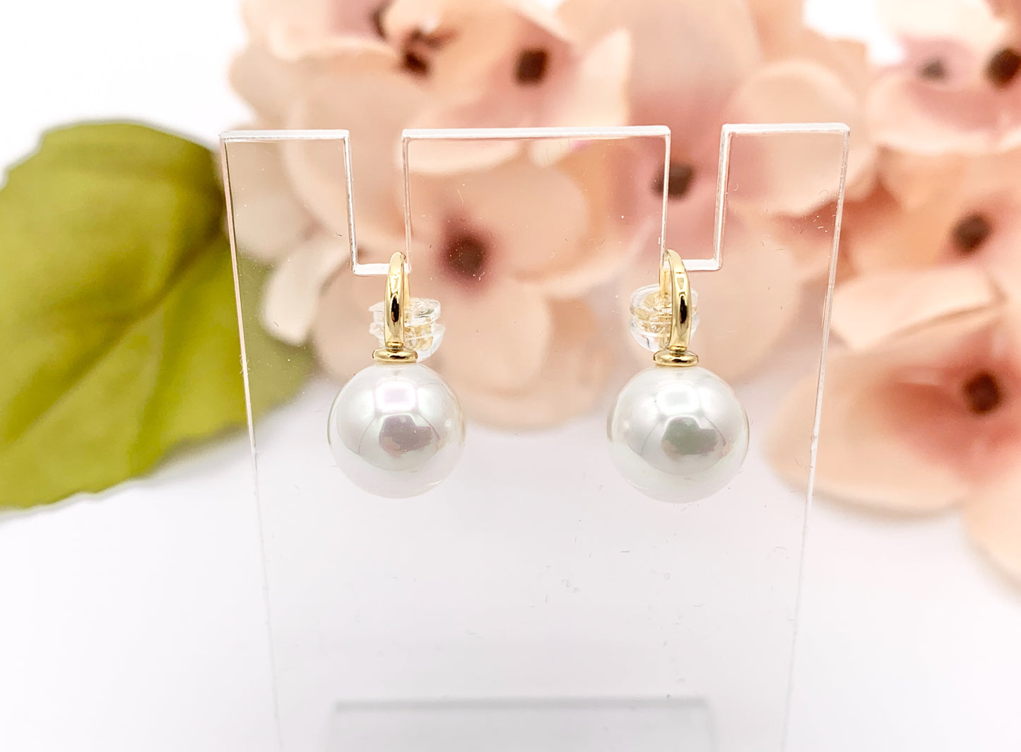 Cute Mother of Pearl Drop Dangle Earrings in 18K Gold plated Copper 5 pairs