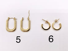 Cargar imagen en el visor de la galería, Stainless Steel Round Hoops Hinge Back Earrings in 18K Gold plated Stainless Steel 3-4 pairs