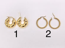 Cargar imagen en el visor de la galería, Stainless Steel Round Hoops Hinge Back Earrings in 18K Gold plated Stainless Steel 3-4 pairs