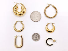 Cargar imagen en el visor de la galería, Stainless Steel Round Hoops Hinge Back Earrings in 18K Gold plated Stainless Steel 3-4 pairs