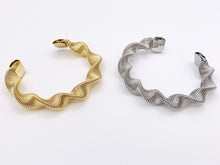 Load image into Gallery viewer, Unique Wavy Bracelet Cuffs in Real Gold/Platinum 18K Plated Copper 2 pcs