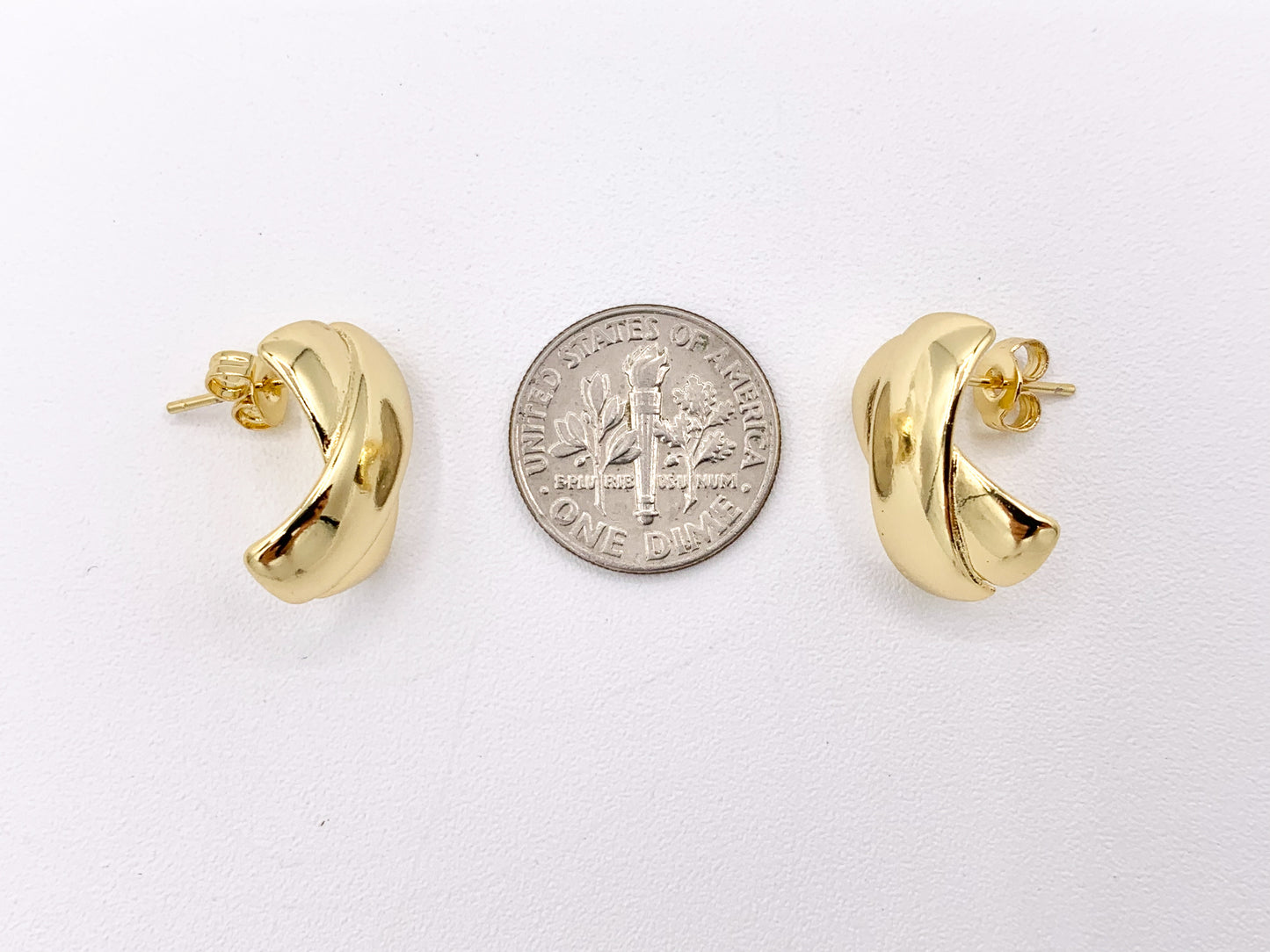 X Shaped Crossover Earrings in 18K Gold or Silver Plated Copper 4 pairs