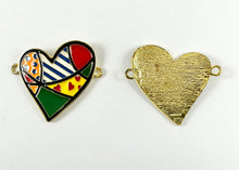 Cargar imagen en el visor de la galería, Conectores de corazón de esmalte de peltre Encantos de corazón curvados grandes del día de San Valentín con revestimiento de esmalte colorido