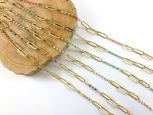 Cargar imagen en el visor de la galería, Clip chapado en oro de 18 quilates con cadena de puntos esmaltados