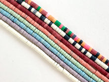 Cargar imagen en el visor de la galería, Cuentas brillantes lisas Heishi de ágata de color suave de 2-3 mm alrededor de 16"