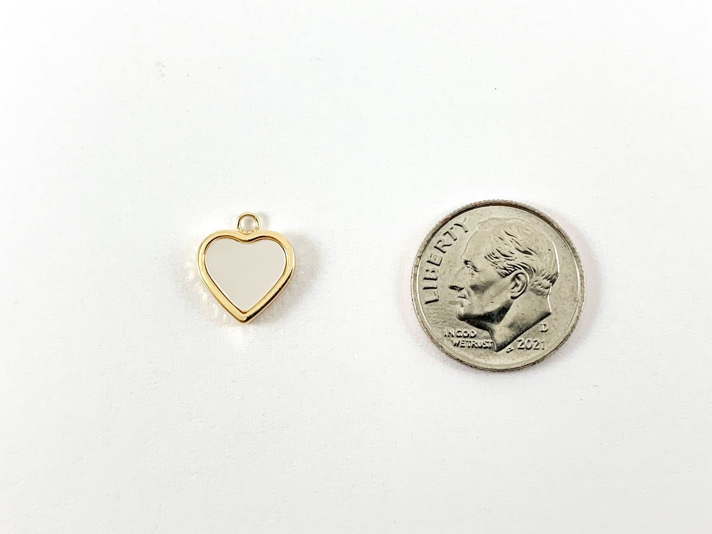 Real Gold 18K Plated Mother of Pearl Heart Pendant Charm Over Brass 8PCS