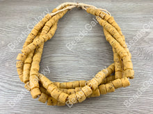 Cargar imagen en el visor de la galería, Cuentas de cristal marino hechas a mano de Ghana África