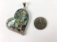 Cargar imagen en el visor de la galería, Abulón y concha colorida corazón lateral plata Rhinestone colgante labio blanco / concha de labios negro / concha de trocas amarillas para la fabricación de joyas y artesanía