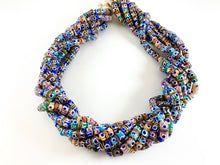 Cargar imagen en el visor de la galería, Cuentas Krobo de cristal marino hechas a mano de Ghana África