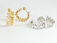 Cargar imagen en el visor de la galería, 18K Gold and Platinum Plated Earring Cluster Hoops Over Copper 2 pairs