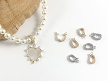 Cargar imagen en el visor de la galería, Fianzas para colgantes en chapado en oro o plata de 18 quilates CZ Pave Dainty Snap Open Fianzas 8 piezas